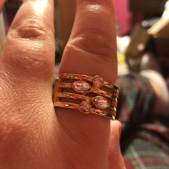 Gold with diamond stones paparazzi ring - Picture 4 of 5